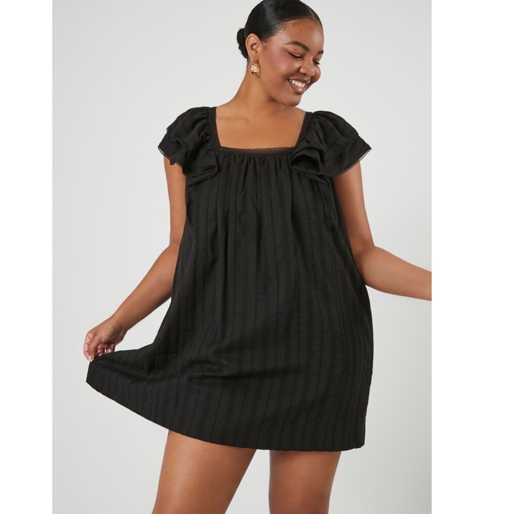 NWT Ruffle Shift Dress